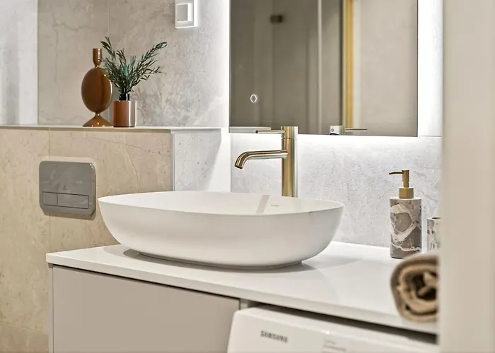 Brand-new Luxury With Sea View דירה טאלין